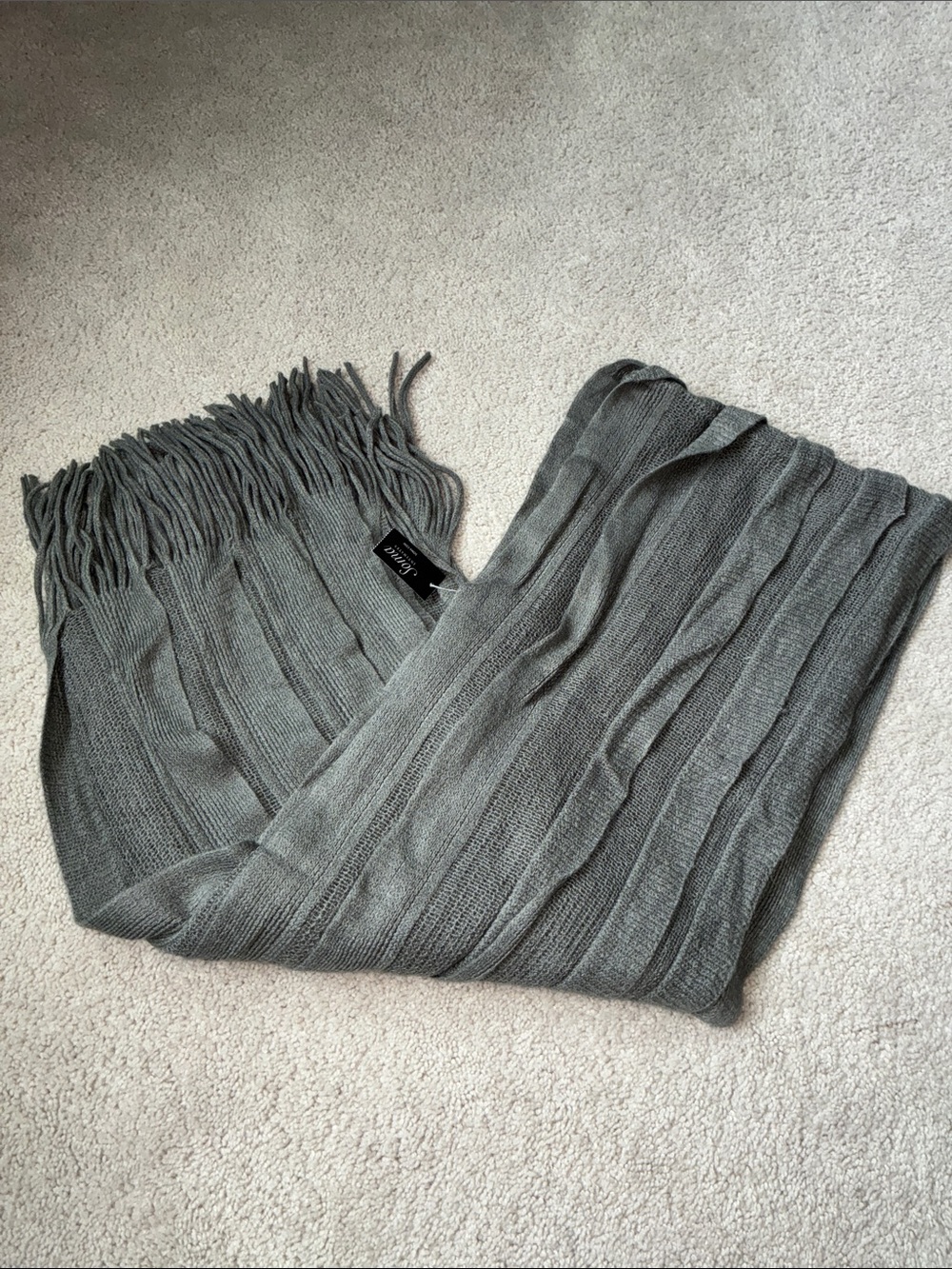 New Soma shawl/wrap Cozy Grey Ribbed Knit Scarf with Fringe